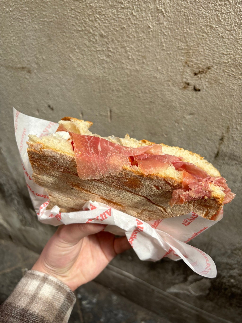 Epicurean Delights: Unveiling Rome’s Culinary Marvels – A Gastronomic Journey through Must-Try&nbsp;Eateries!