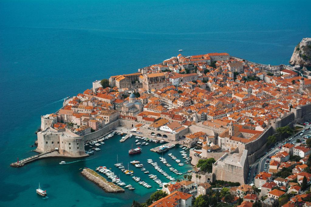 Unveiling Dubrovnik: A Jewel of Croatia’s Adriatic Coast – Mini&nbsp;Guide